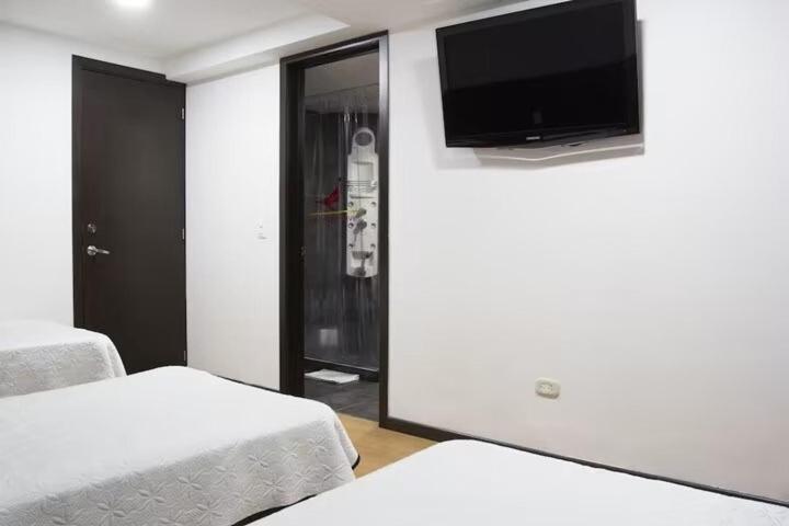 Hotel Travel Gold *